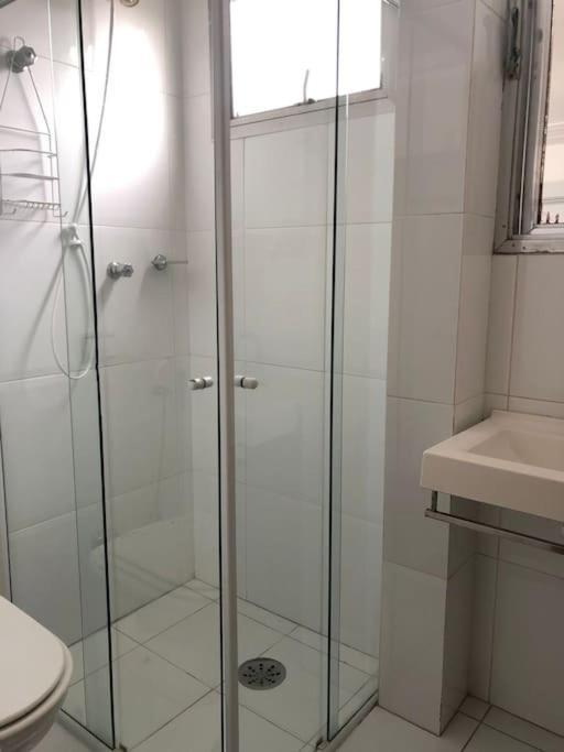 Apartamento Quadra Da Praia - Pitangueiras Guarujá Exterior foto